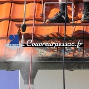 Nettoyage toiture Bordeaux : urgence toiture Gironde avec Nil CLIVAZ